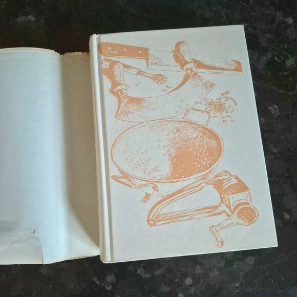 Classic Italian Cook Book, The Art of Italian Cooking, Marcella Hazan, 1980 - Picture 5 of 11